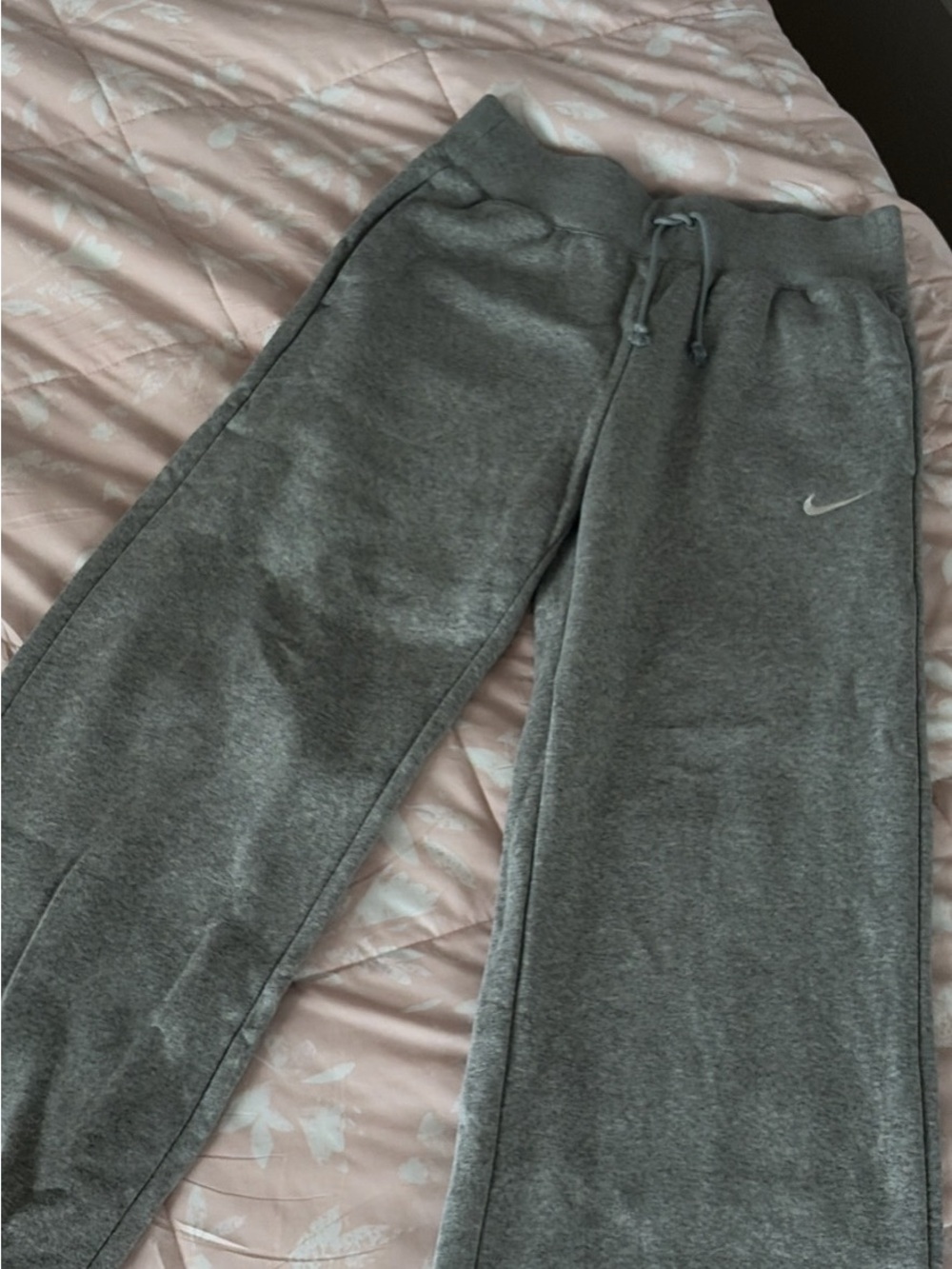 Nike Gray Sweatpants - Wide Legged, Like New Cozy Athletic Bottoms